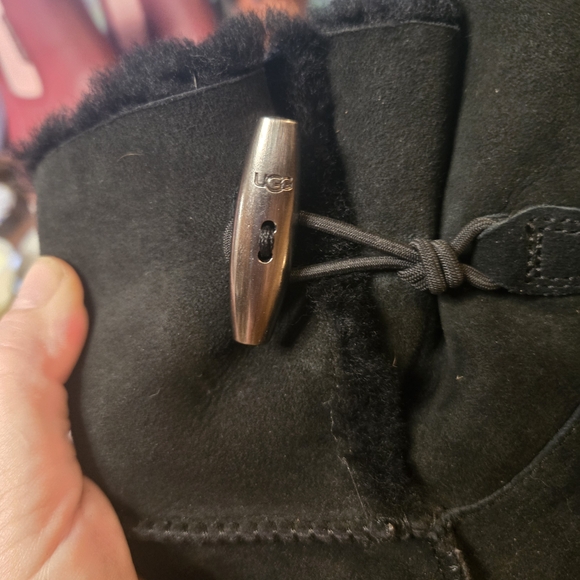 UGG Black Winter Boots with Suede Exterior - Picture 12 of 13